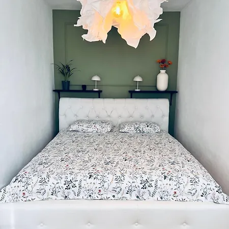Boutique Lola Apartment *